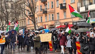 İsve&ccedil;'te İsrail'in saldırılarına protesto