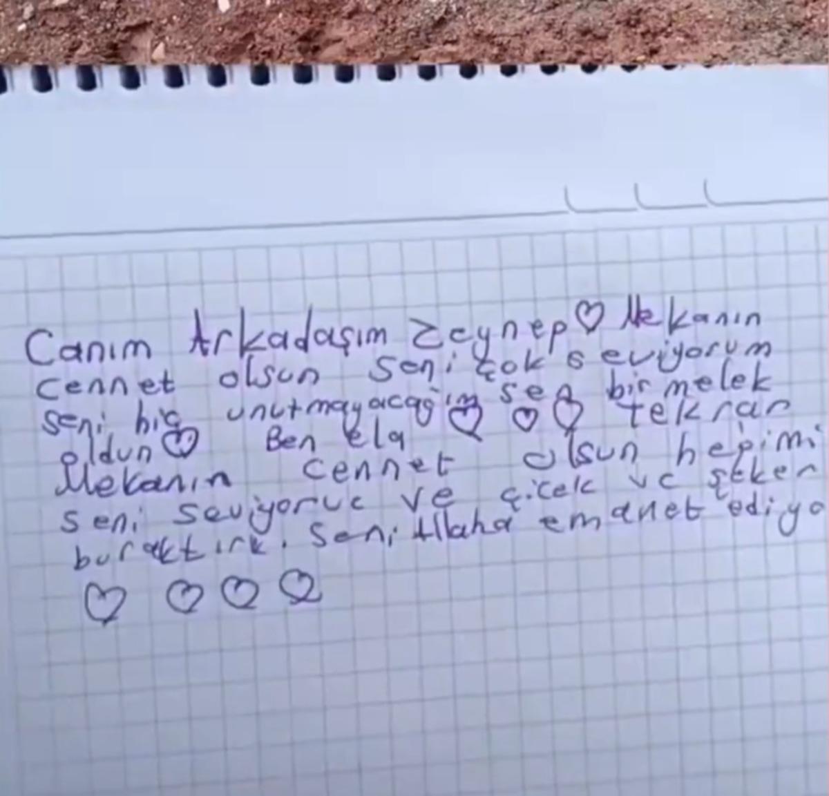 &Ccedil;ocukların mezarlarına bırakılan notlar y&uuml;rek burktu:  Depremde kaybettiğim kızıma selam s&ouml;yleyin  3