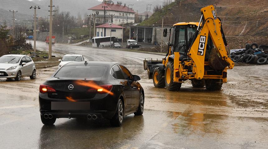 Yer: Bitlis! Aynı noktada 2 ay sonra yine heyelan meydana geldi