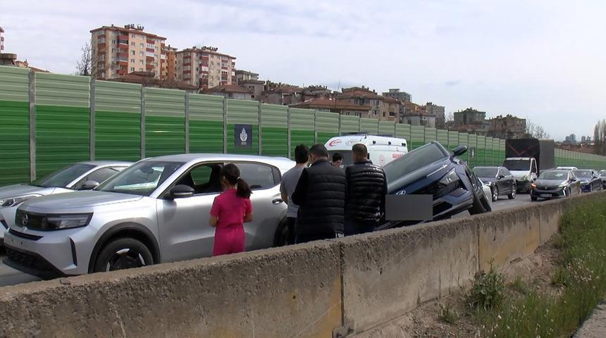 İstanbul'da zincirleme trafik kazası! 