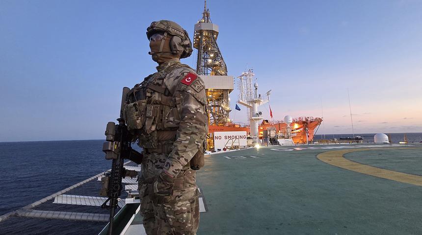 MSB paylaştı! &ldquo;Sondaj gemilerimize tam koruma"