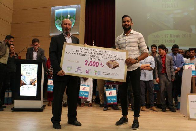 Kur’an-ı Kerim’i güzel okuma yarışması finali yapıldı