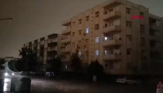 Mardin'de şiddetli yağmur! Cadde ve sokaklar g&ouml;le d&ouml;nd&uuml;