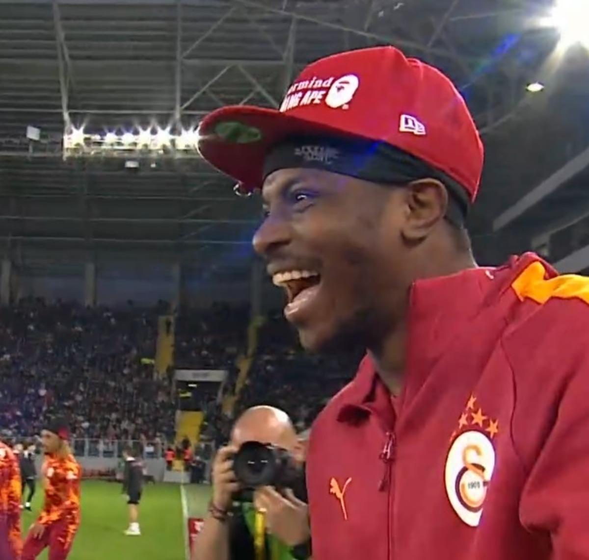 Galatasaray&rsquo;da Osimhen bilmecesi &ccedil;&ouml;z&uuml;ld&uuml;! Fenerbah&ccedil;e derbisinde sahada mı? 2