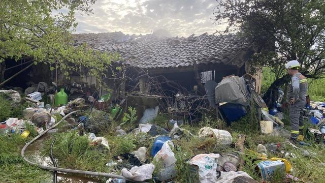 Manisa'da evde çıkan yangında 90 yaşındaki yaşlı adam hayatını kaybetti