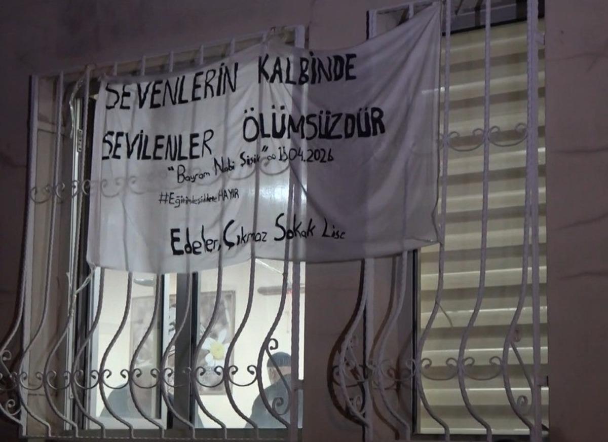 Okul saldırısında hayatını kaybeden 11 yaşındaki Bayram i&ccedil;in mevlit okutuldu 2