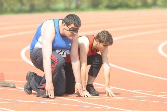 Türkiye Görme Engelliler Spor Federasyonu Atletizm Türkiye Şampiyonası Bursa'da başladı