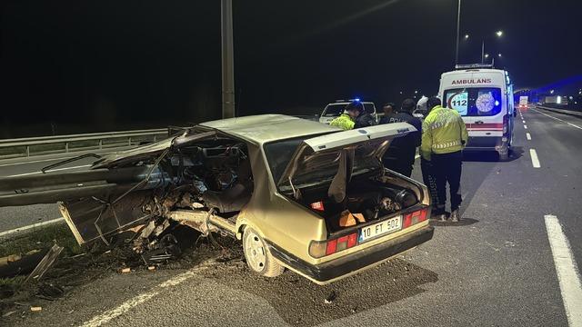 K&uuml;tahya daki trafik kazasında ağır yaralanan gen&ccedil; hastanede &ouml;ld&uuml; 1