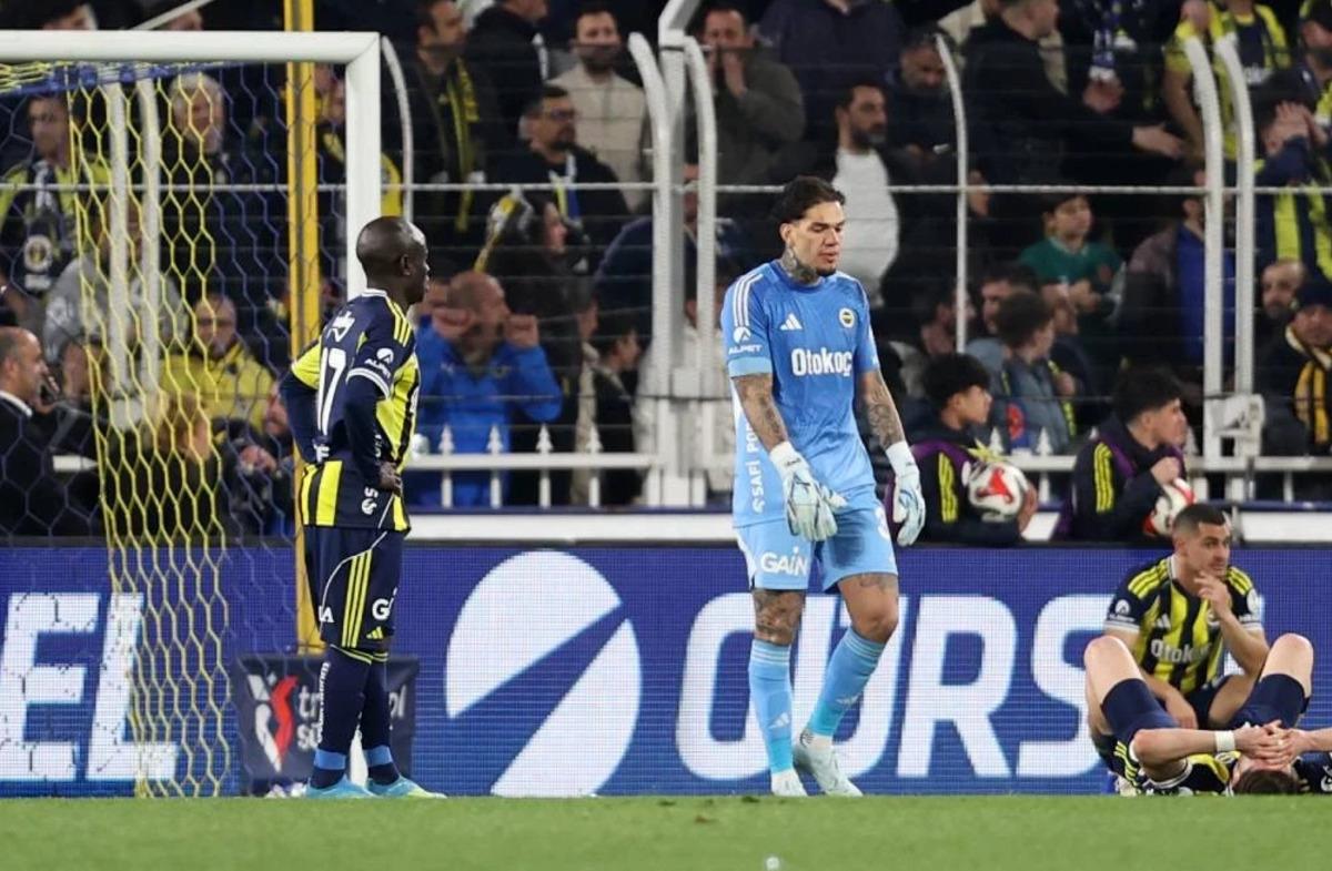 Fenerbah&ccedil;e den hatalı gol yiyen Ederson i&ccedil;in karar! 2
