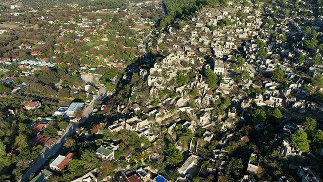 Turist cennetinin içindeki 'hayalet'! 69 yıl önce terk edilmiş: Şimdi biletle giriliyor