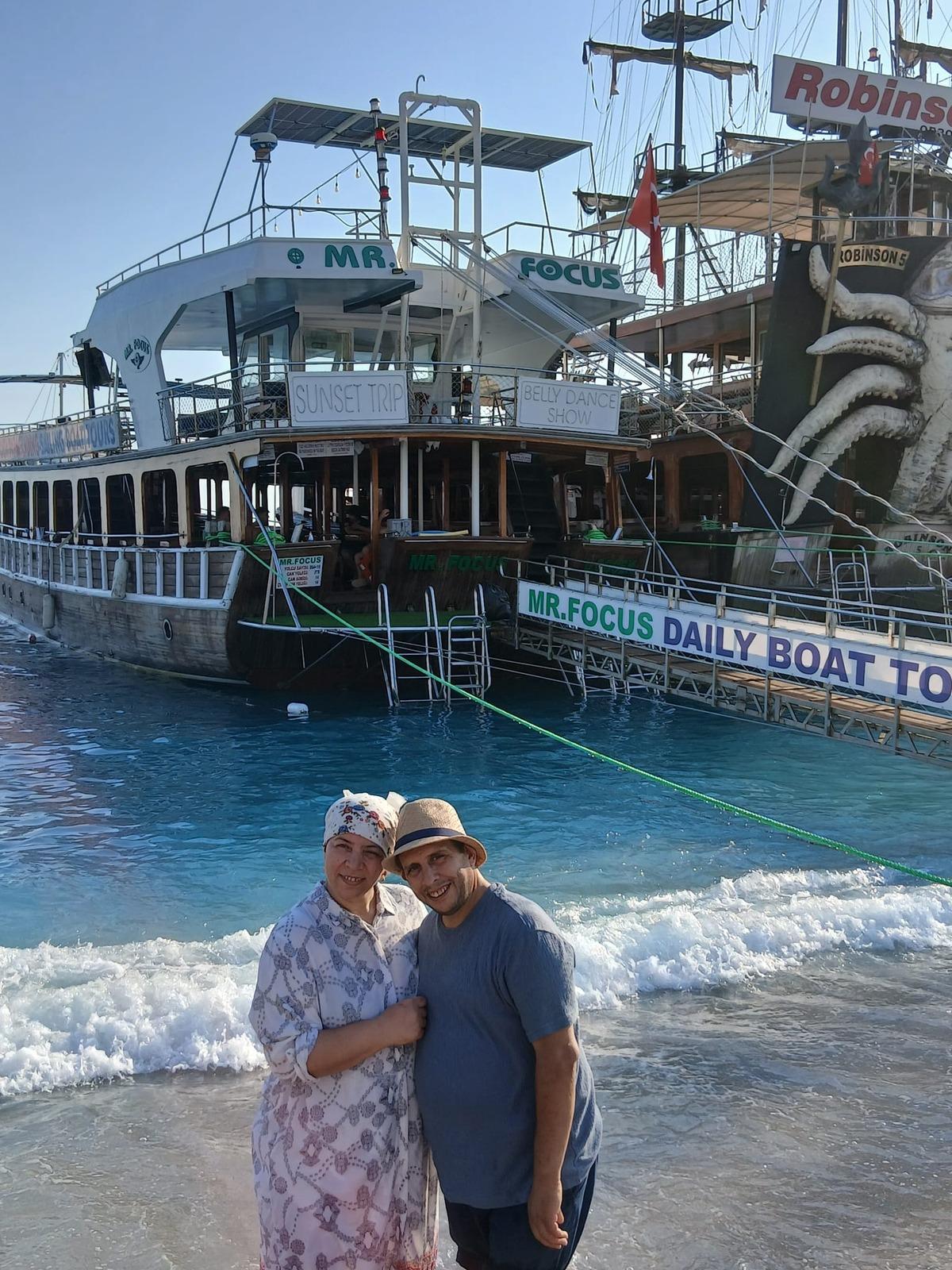 Eşi, g&ouml;z&uuml;n&uuml;n &ouml;n&uuml;nde eriyordu: Dayanamadı! Onu yaşatmak i&ccedil;in 5 ayda 21 kilo verdi 7