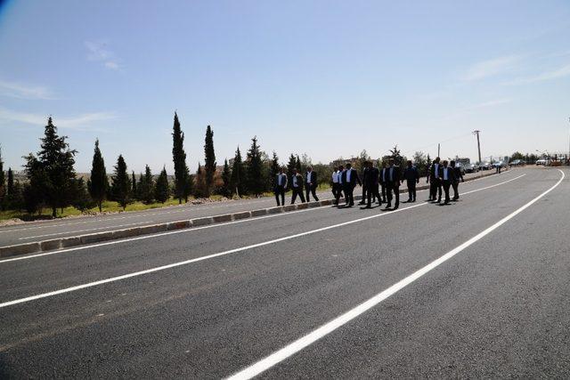 Köprülü kavşak yapımı için alternatif yollar trafiğe açılıyor