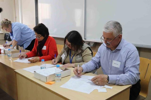 Bulgaristan da se&ccedil;im! Son 5 yılda 8&rsquo;inci kez sandık başındalar 4