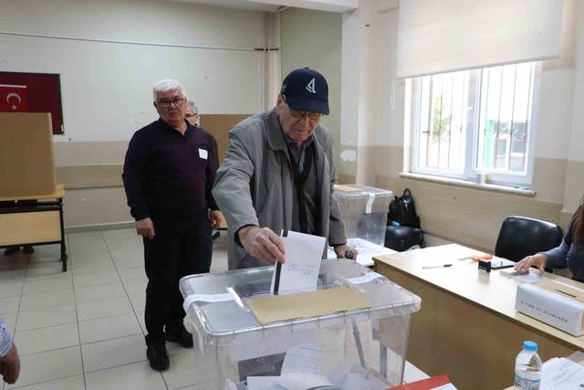 Bulgaristan da se&ccedil;im! Son 5 yılda 8&rsquo;inci kez sandık başındalar 1