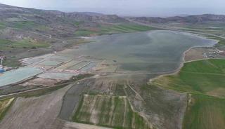 G&ouml;&ccedil;men kuşların uğrak mekanı, son yağışlarla doldu taştı