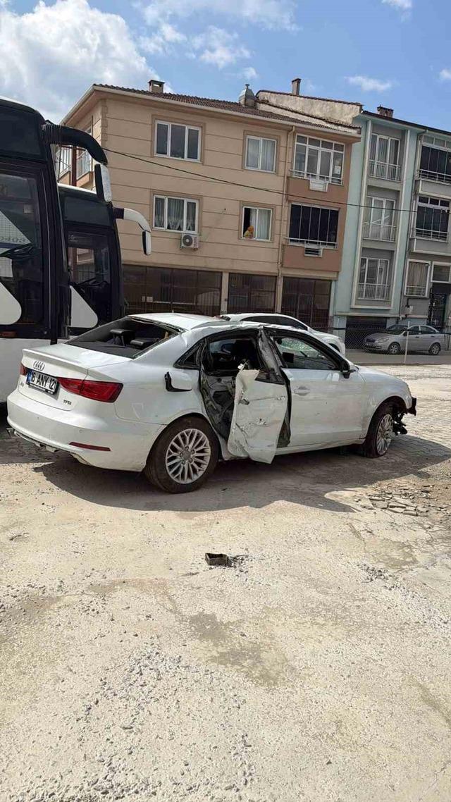 Bursa&rsquo;da feci kaza! Gen&ccedil; yaşta yaşamını yitirdi 4