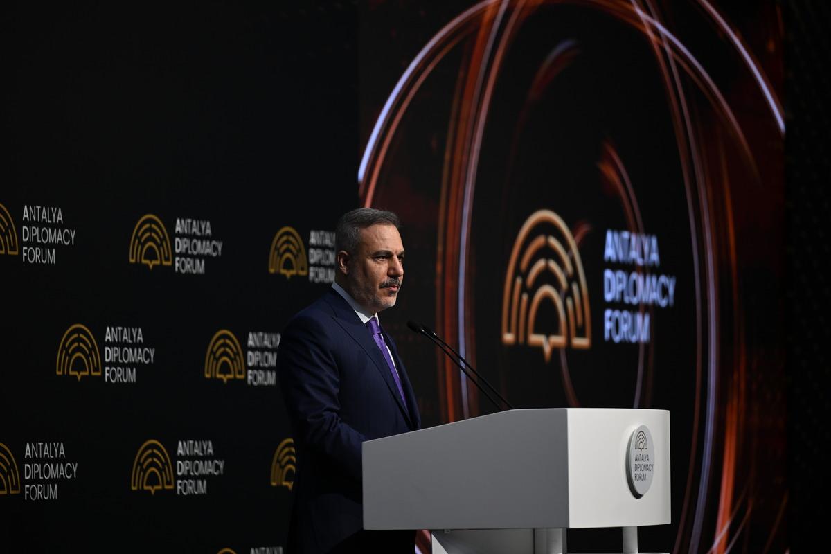 Bakan Fidan dan "İslam karşıtı ittifak" &ccedil;ıkışı: "T&uuml;rkiye kendini koruyacak g&uuml;&ccedil;te" 3