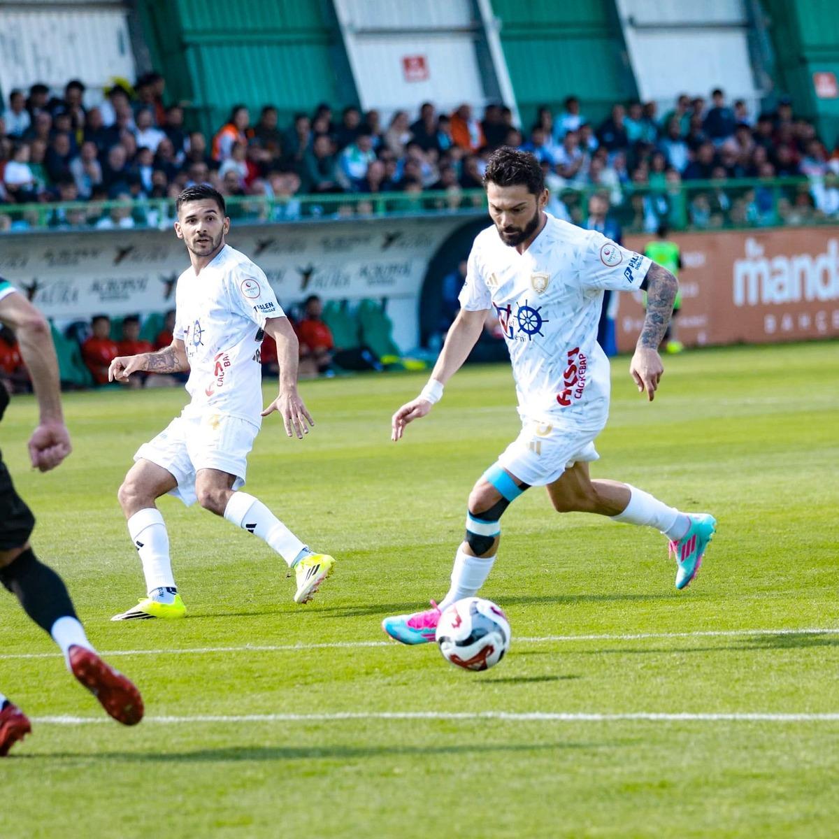 Erzurumspor şampiyon oldu! S&uuml;per Lig e y&uuml;kseldi 1