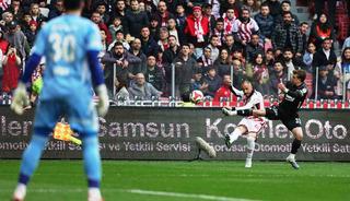 Beşiktaş&rsquo;a 5 dakikalık şok! Samsun&rsquo;da f&uuml;ze yağmuru