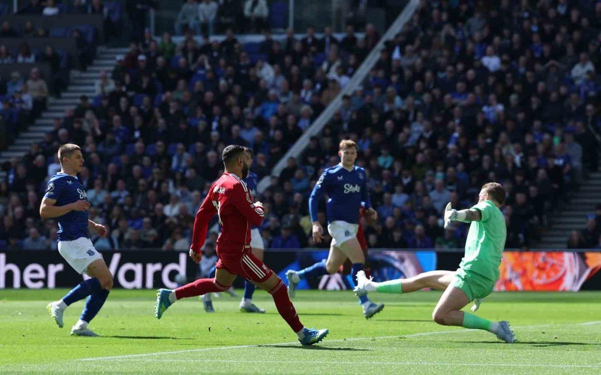 Merseyside derbisinde kazanan Liverpool 1