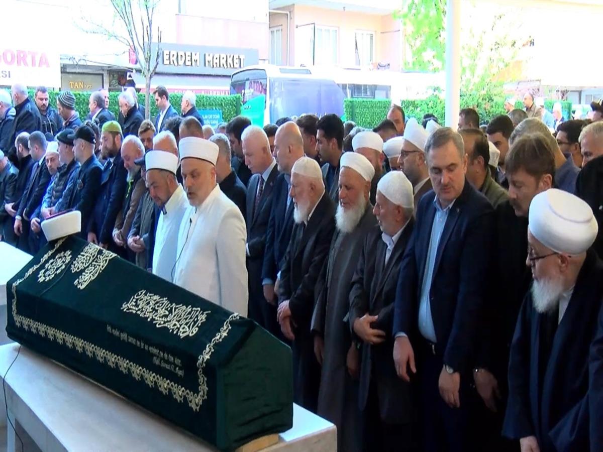 S&uuml;leyman Soylu nun amcası son yolculuğuna uğurlandı 1