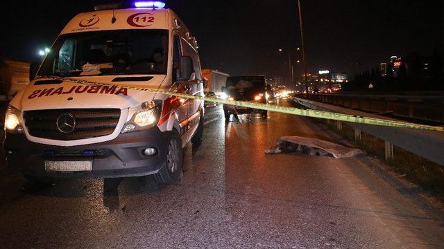 Basın Ekspres’te Minibüs yayaya çarptı; 1 ölü