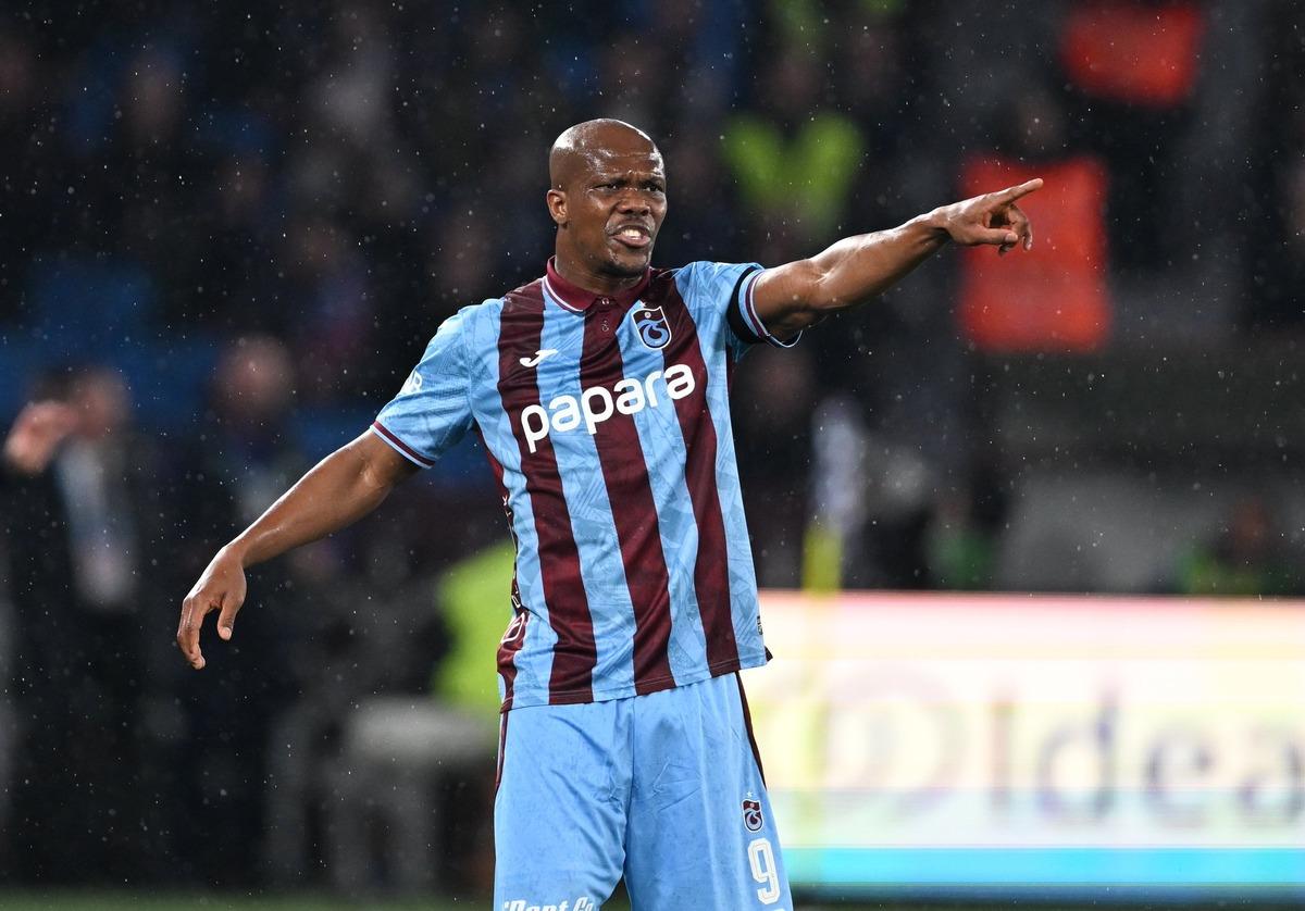 Trabzonspor a son dakika şoku! Başakşehir maçında fırsat tepti 2