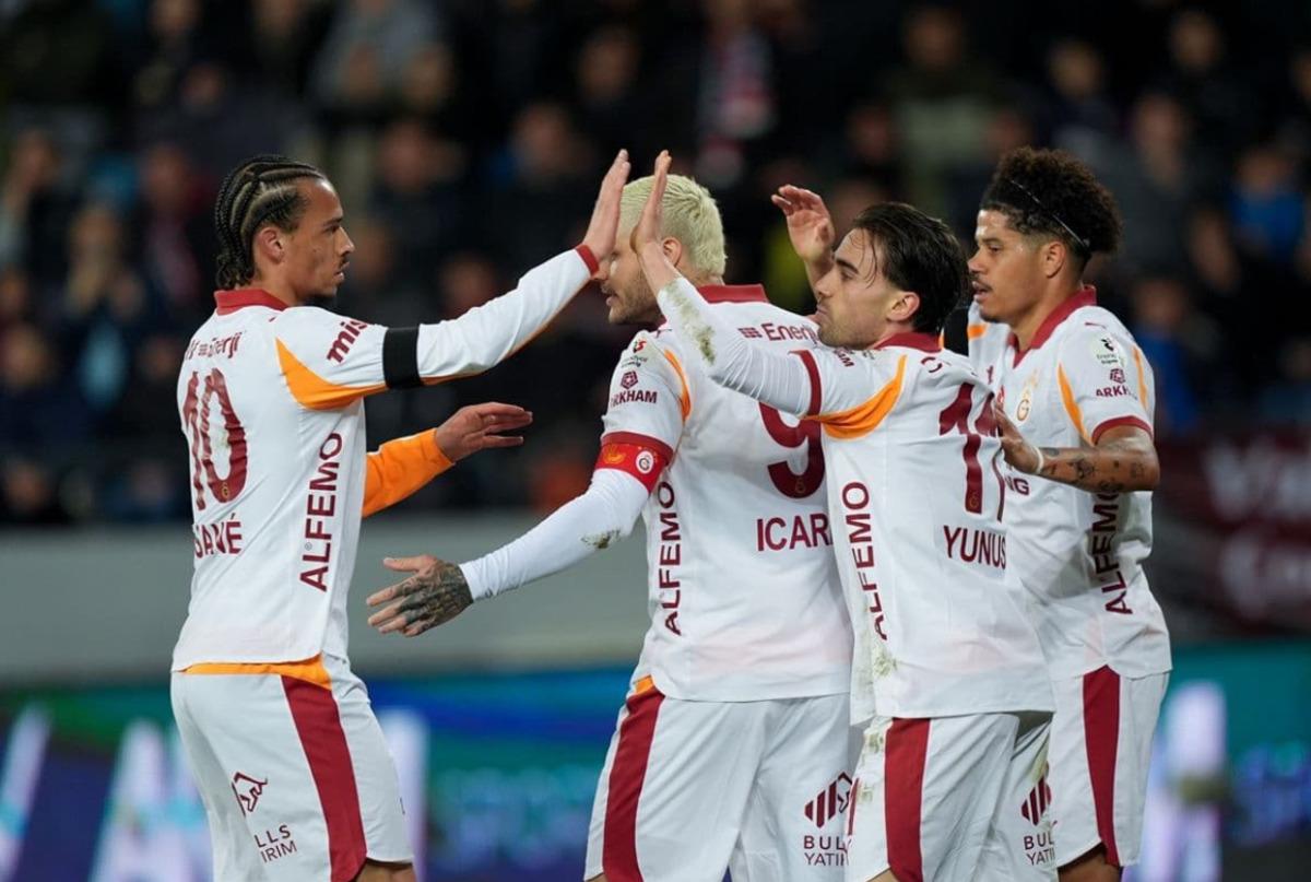 Galatasaray dan rakiplerine b&uuml;y&uuml;k fark! Şaşırtan rakam... 2