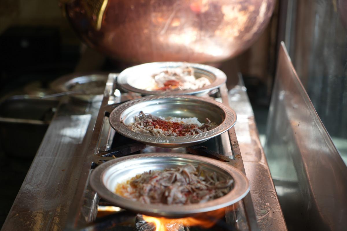 Padişah yemeği olarak biliniyor: İ&ccedil;eni terleterek rahatlatıyor! 2