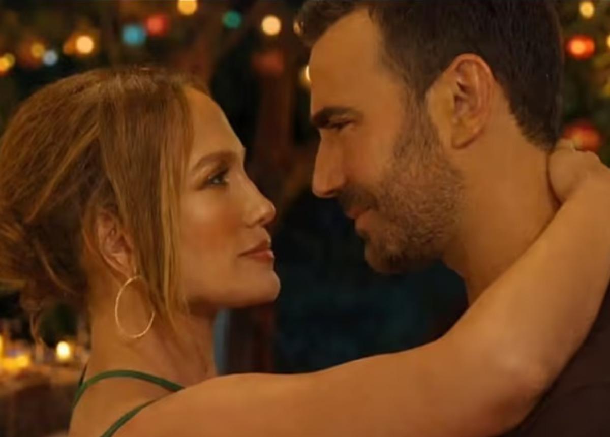 Jennifer Lopez: &ldquo;En iyi &ouml;p&uuml;şme sahnesi partnerim&hellip;&rdquo; 1