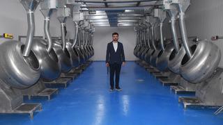 Fabrikada çalışıyordu, şirketi satın aldı: Yeni fabrika kurdu, 7 ülkeye satıyor