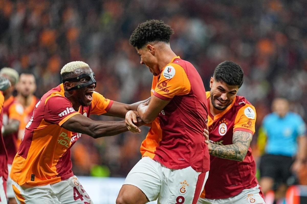 Derbiye scout akını! Galatasaraylı yıldız i&ccedil;in geliyorlar: Bonservisi belirlendi 2