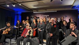 M&uuml;badelenin hafızası Sefer G&uuml;ven&ccedil;, Metrohan&rsquo;da anılarla ve şarkılarla anıldı