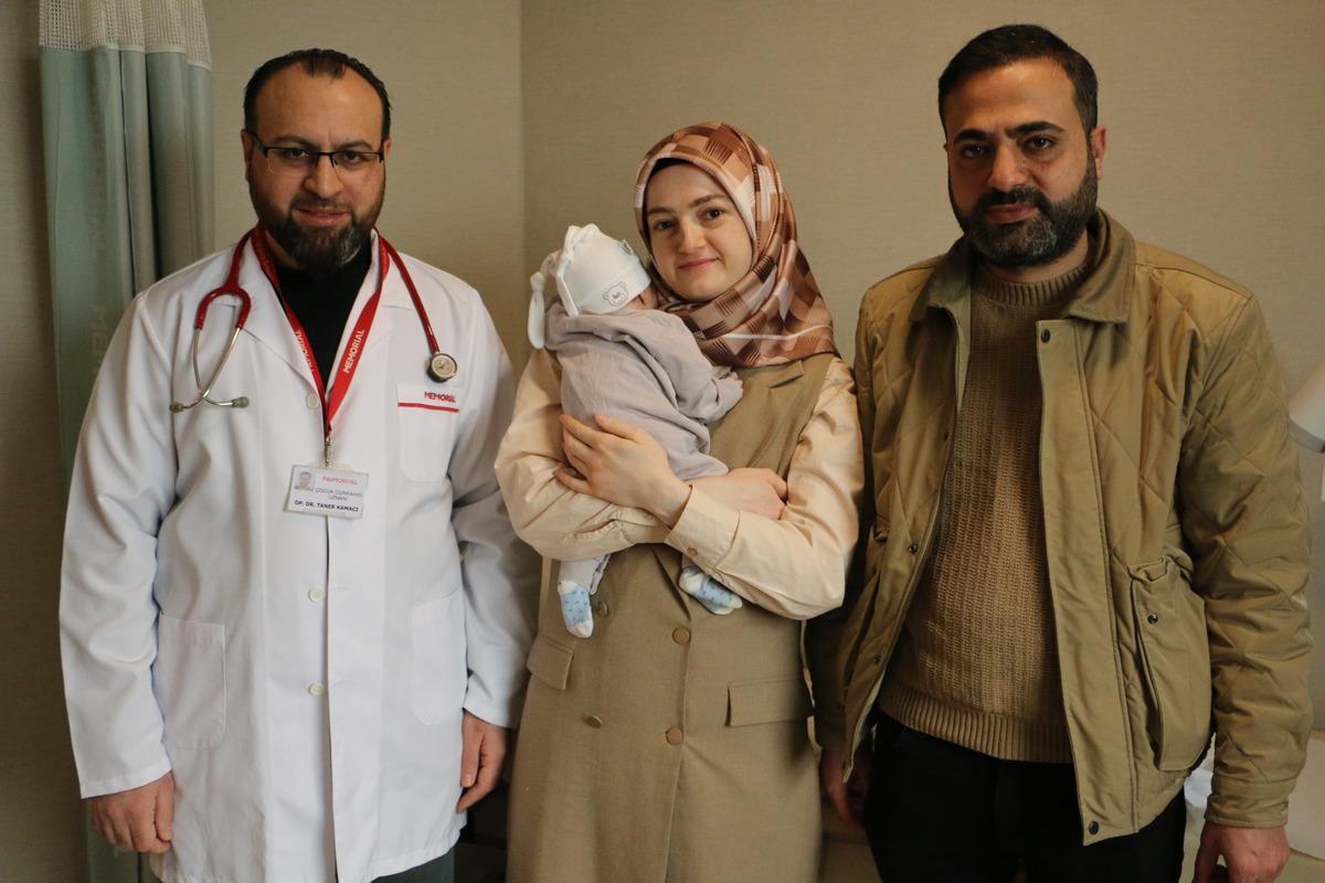 D&uuml;nyada 5 binde bir g&ouml;r&uuml;len hastalık: Yemek borusu kapalı doğdu! 1