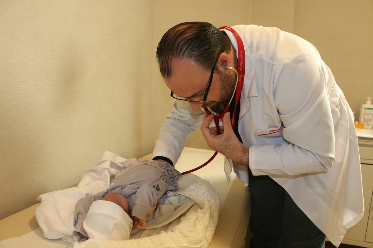 D&uuml;nyada 5 binde bir g&ouml;r&uuml;len hastalık: Yemek borusu kapalı doğdu! 2