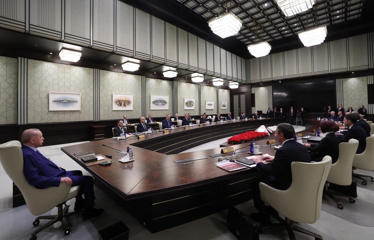 Cumhurbaşkanı Erdoğan: "Okullarımızın g&uuml;venliği meselesi &ouml;nceliklerimizin en başındadır" 1