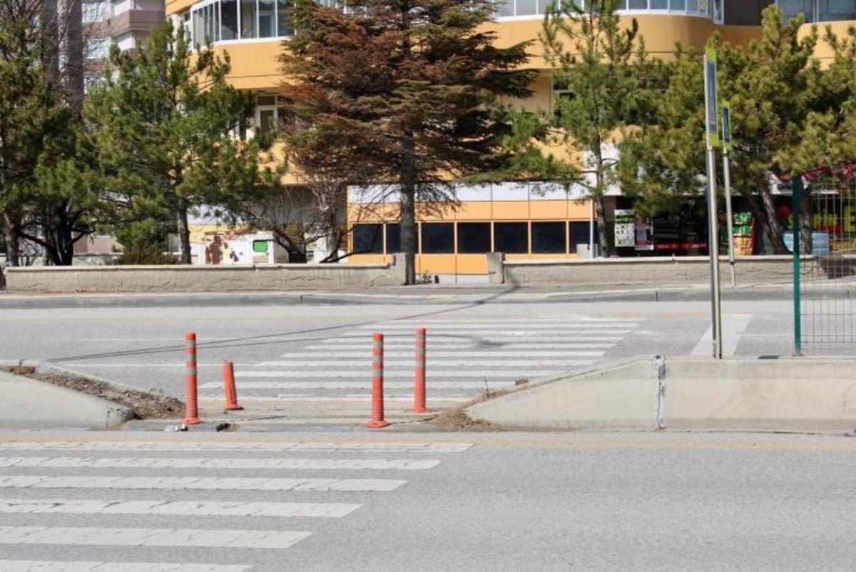 Acılı aileye tehdit iddiası: "Şikayetinizi geri &ccedil;ekmezsiniz mezarını par&ccedil;alayıp kafanıza sıkacağız"  3