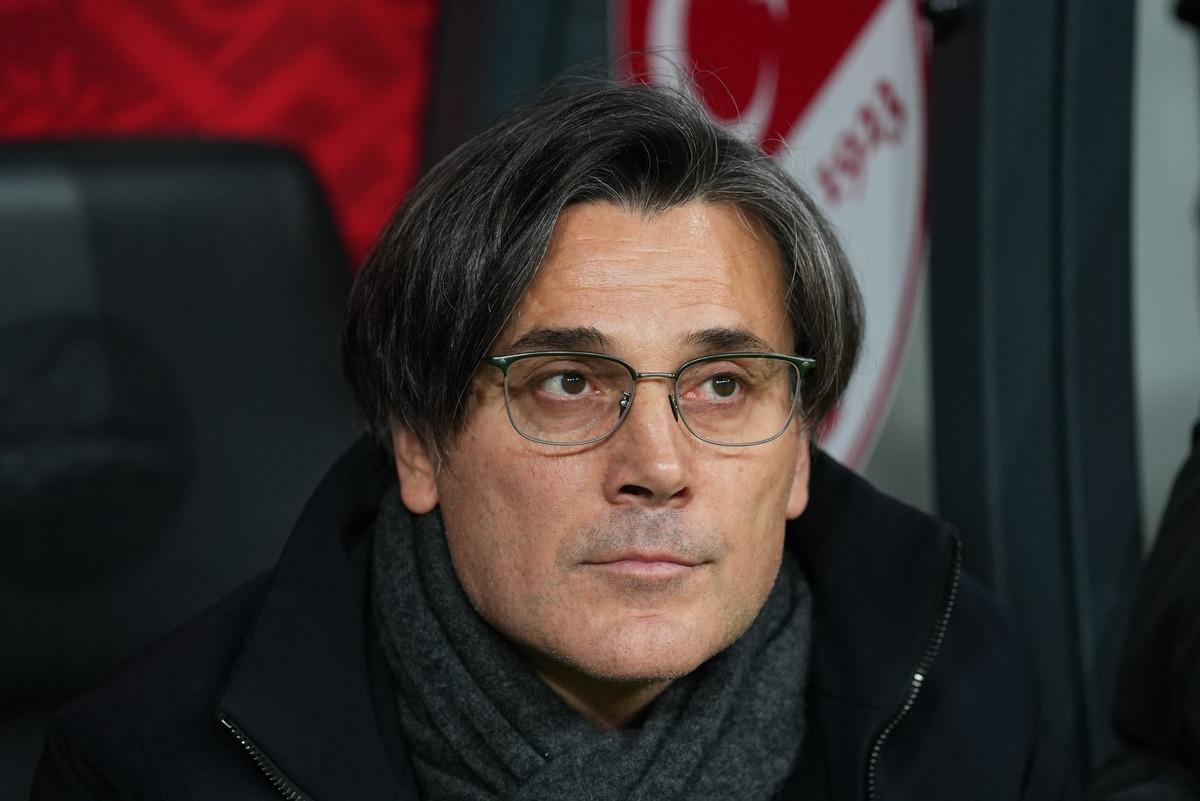 Montella dan Kenan Yıldız isteği! St&uuml;dyo kahkahalara boğuldu 4