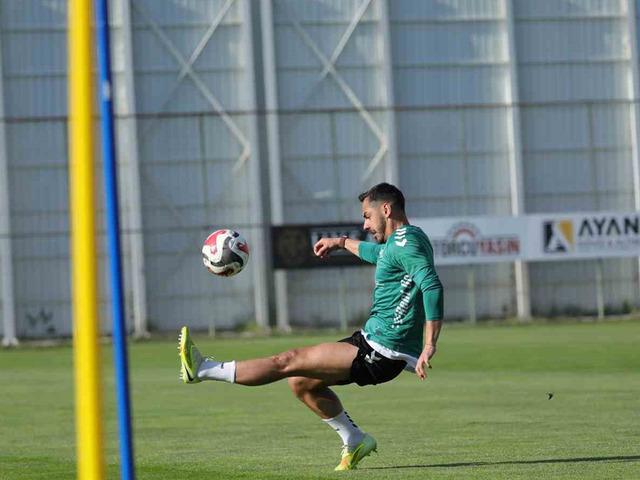 Konyaspor, Fenerbah&ccedil;e ma&ccedil;ının hazırlıklarını tamamladı