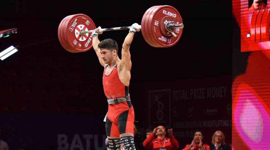 Muhammed Furkan rekorla Avrupa şampiyonu