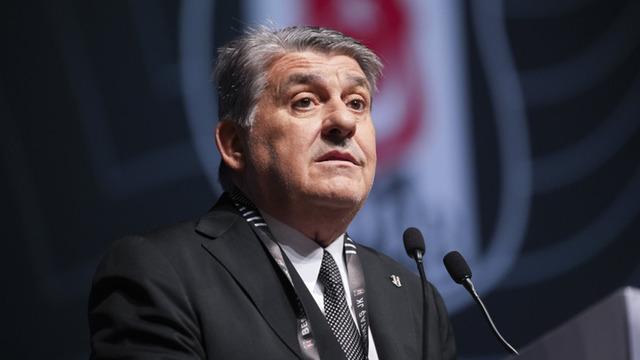 Beşiktaş'ta Serdal Adalı canlı yayında ucu açık diye müjdeledi!