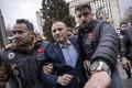 Eski Vali Tuncay Sonel bir g�nde 40 i� yeri alm��! Emekli ��retmen e�inin ayl�k geliri 900 bin TL