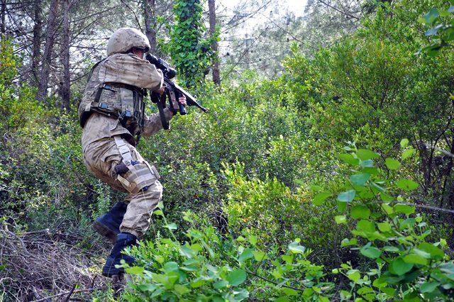 Öldürülen Gri listedeki terörist, 2 polisi şehit etmiş