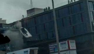 Ekipler olay yerinde! Pendik'te iş yerinde yangın