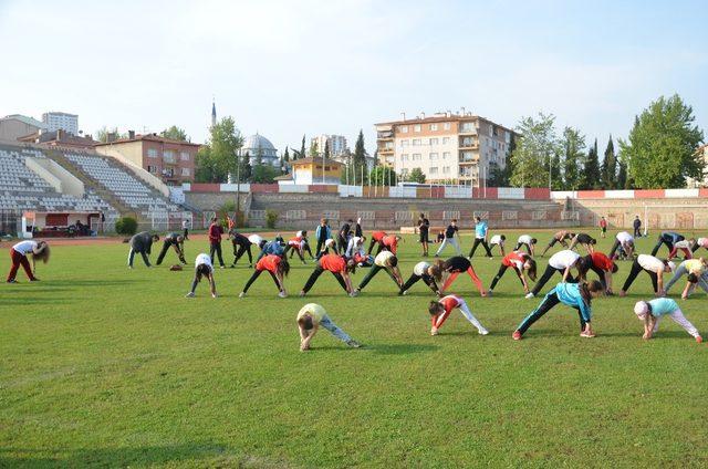 “Koşabiliyorken Koş” projesi ile Bilecik’te 7’den 70’e herkes sporla buluşuyor