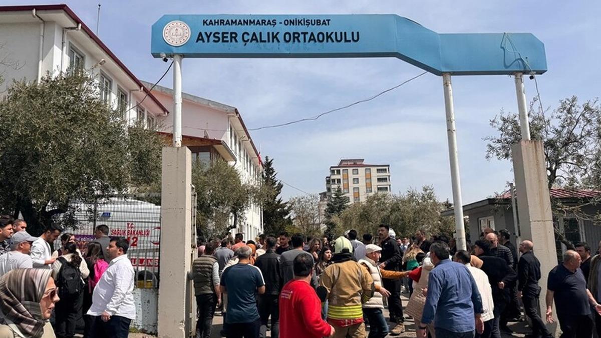 İsa Aras Mersinli nin annesiyle ilgili şoke eden iddia! G&ouml;r&uuml;şme talebini reddedip, telefonu &ouml;ğretmenin y&uuml;z&uuml;ne kapatmış 1