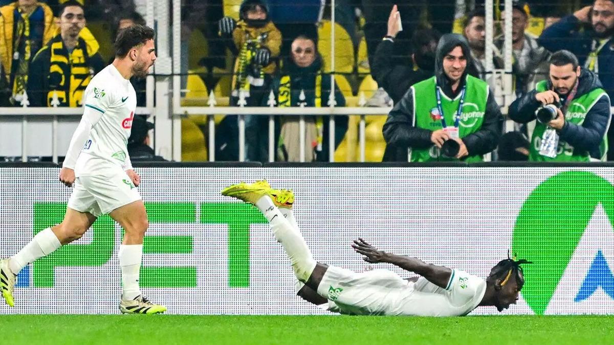 3.KEZ AYNI SENARYO! NE İLE A&Ccedil;IKLANIR Kİ... 1