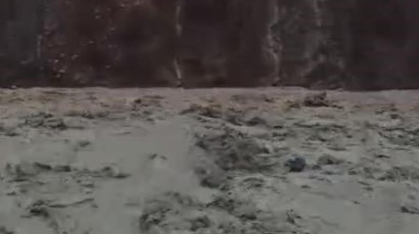 Elazığ&rsquo;da yağış sonrası sel