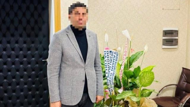 Belediye binasında başkanın sekreterine satırlı saldırı!