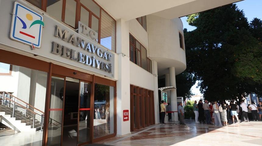 Manavgat Belediyesi'ne yeni operasyon! G&ouml;zaltılar var